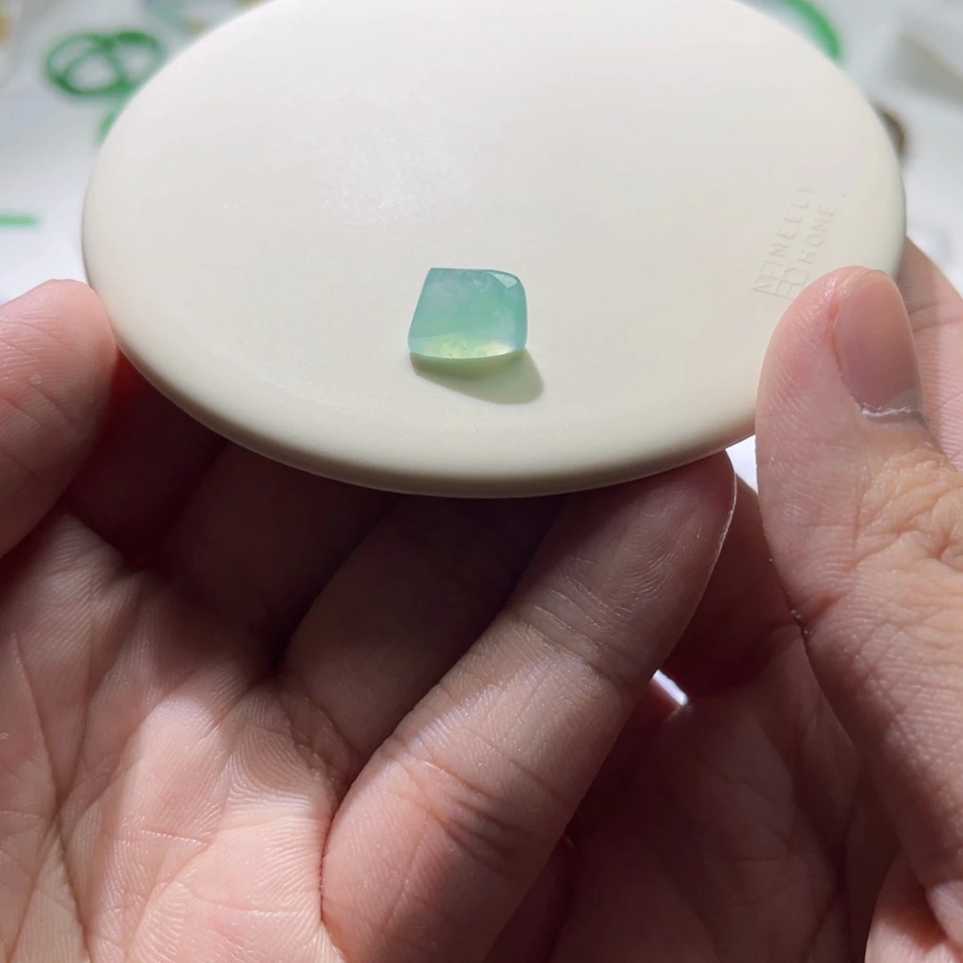 散珠翡翠裸石随型