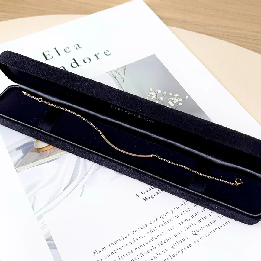 95新 Tiffany & Co./蒂芙尼 笑脸手链/链长17.5cm/4526