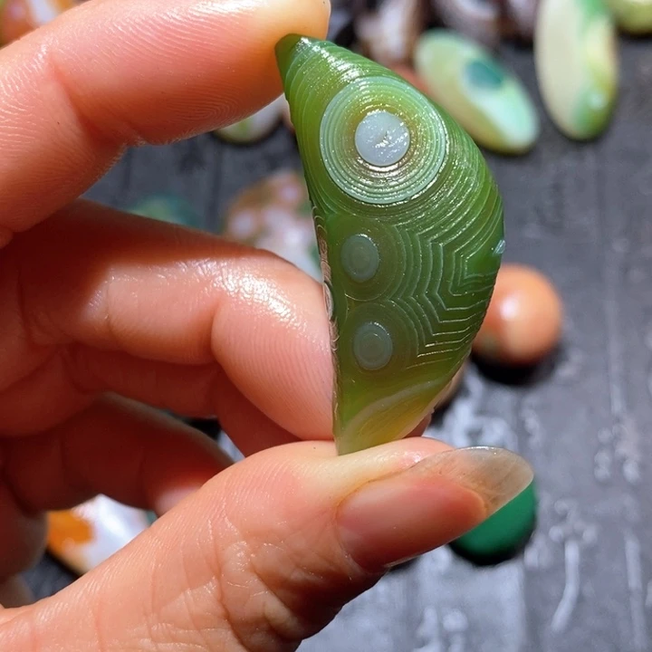 石英质玉颈饰未镶嵌3****4