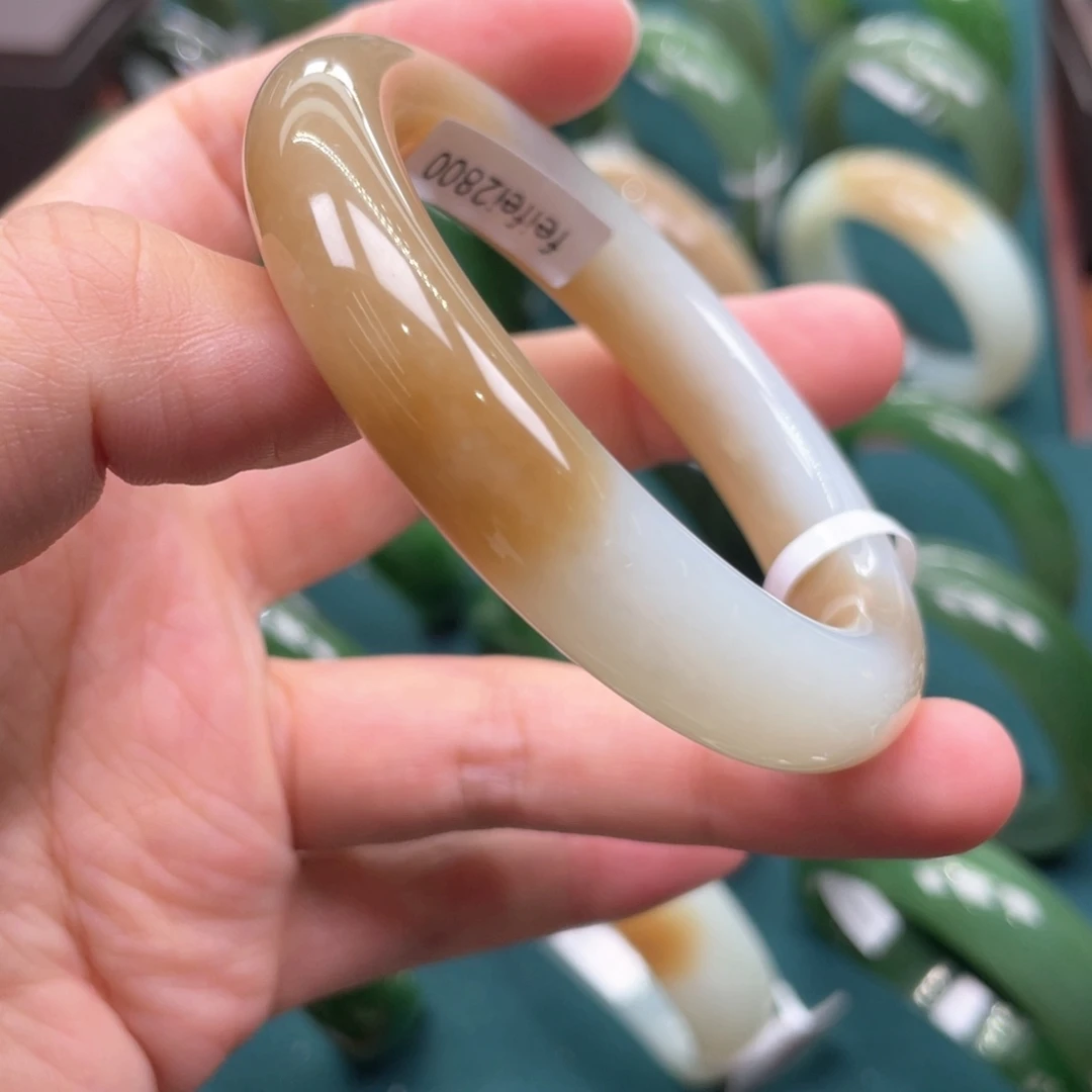 未镶嵌手镯和田玉53