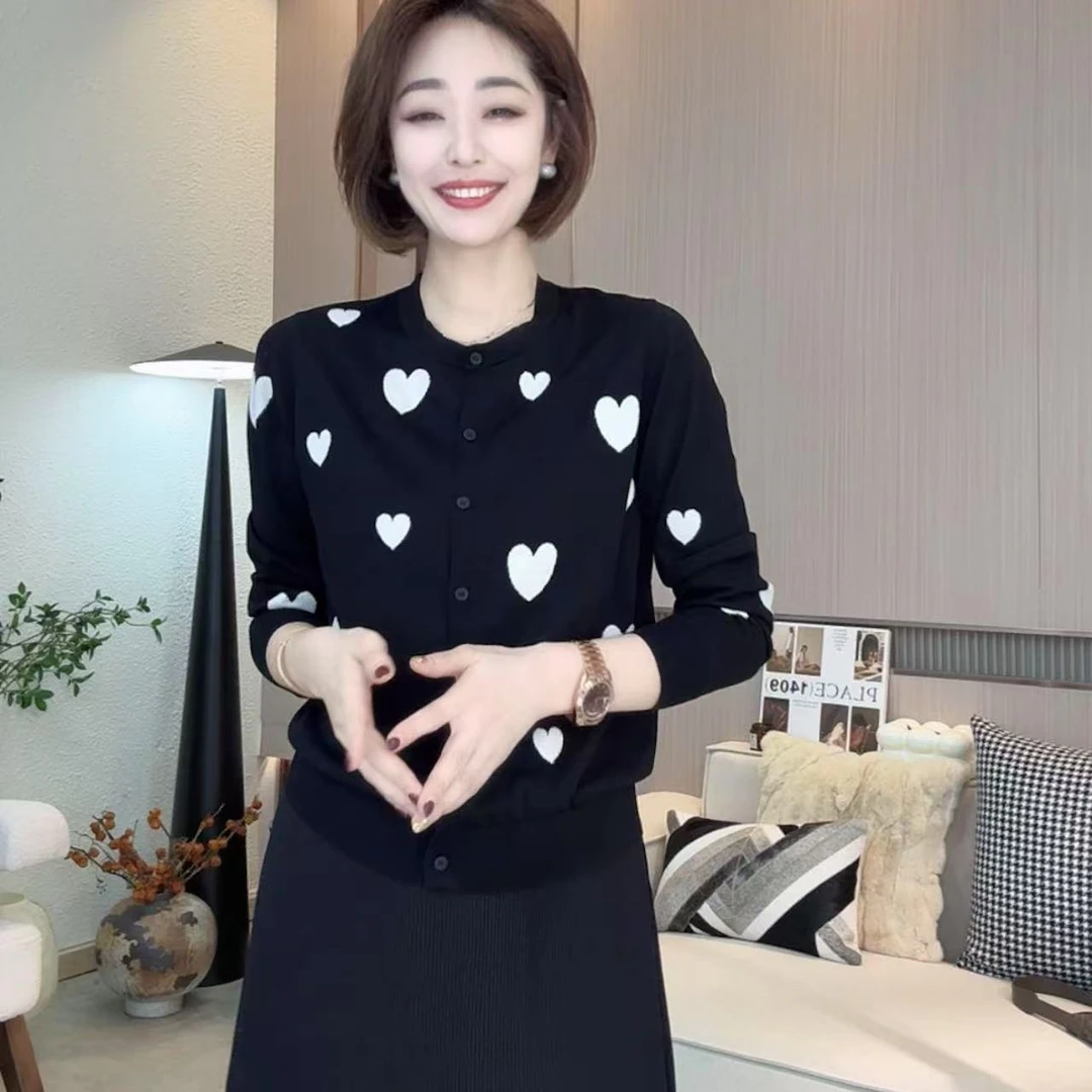 FIGO LOVE嵌花气质通勤百搭款显瘦针织上衣21622