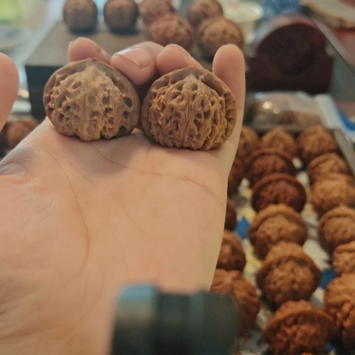 吊坠文玩核桃宫灯，全品