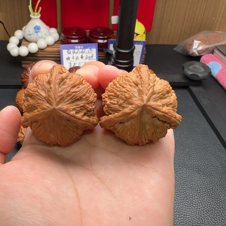 把件文玩核桃绣球奔全品
