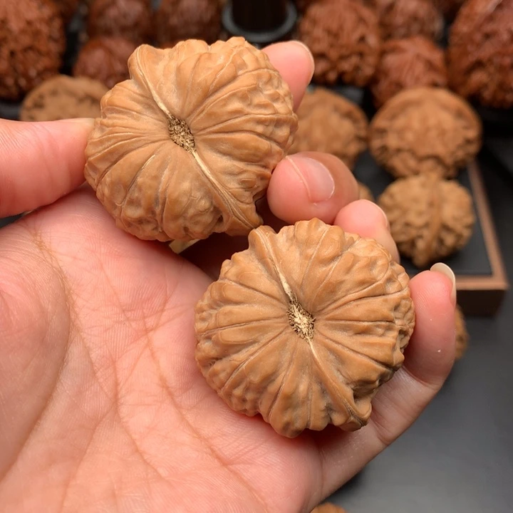 把件文玩核桃40.8南瓜墩全品