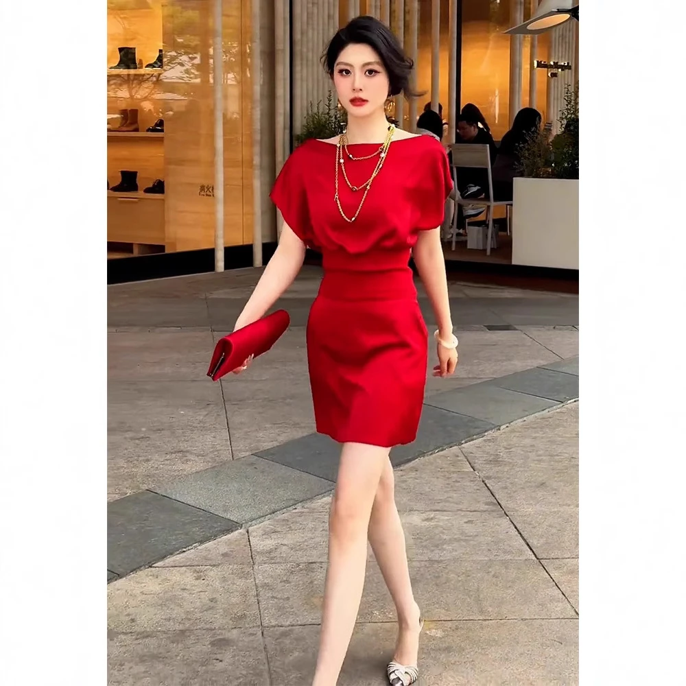 现货 2025新款今年流行爆款气质巨好看的红色醋酸缎面连衣裙初夏