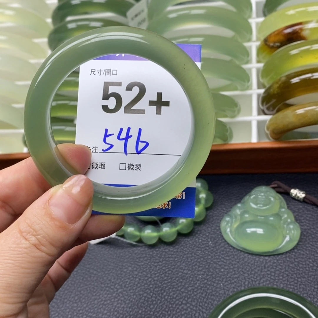 蛇纹石玉手镯未镶嵌小*君