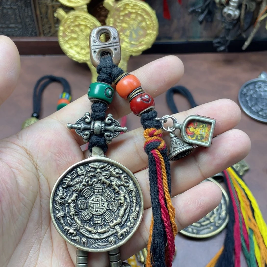 白利马麟甲熊九宫八卦牌钥匙挂