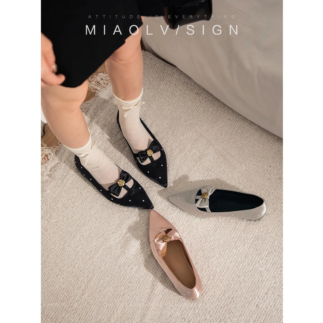 「博主种草」手织星河~内增高尖头法式浅口单鞋绸缎面平底玛丽珍