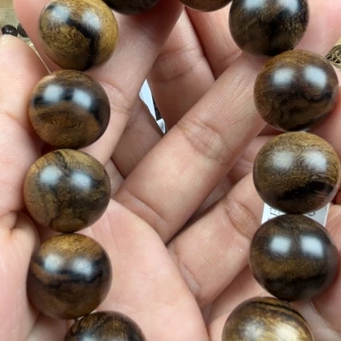 沉香手串艾****器芽庄白棋虎纹瘤疤