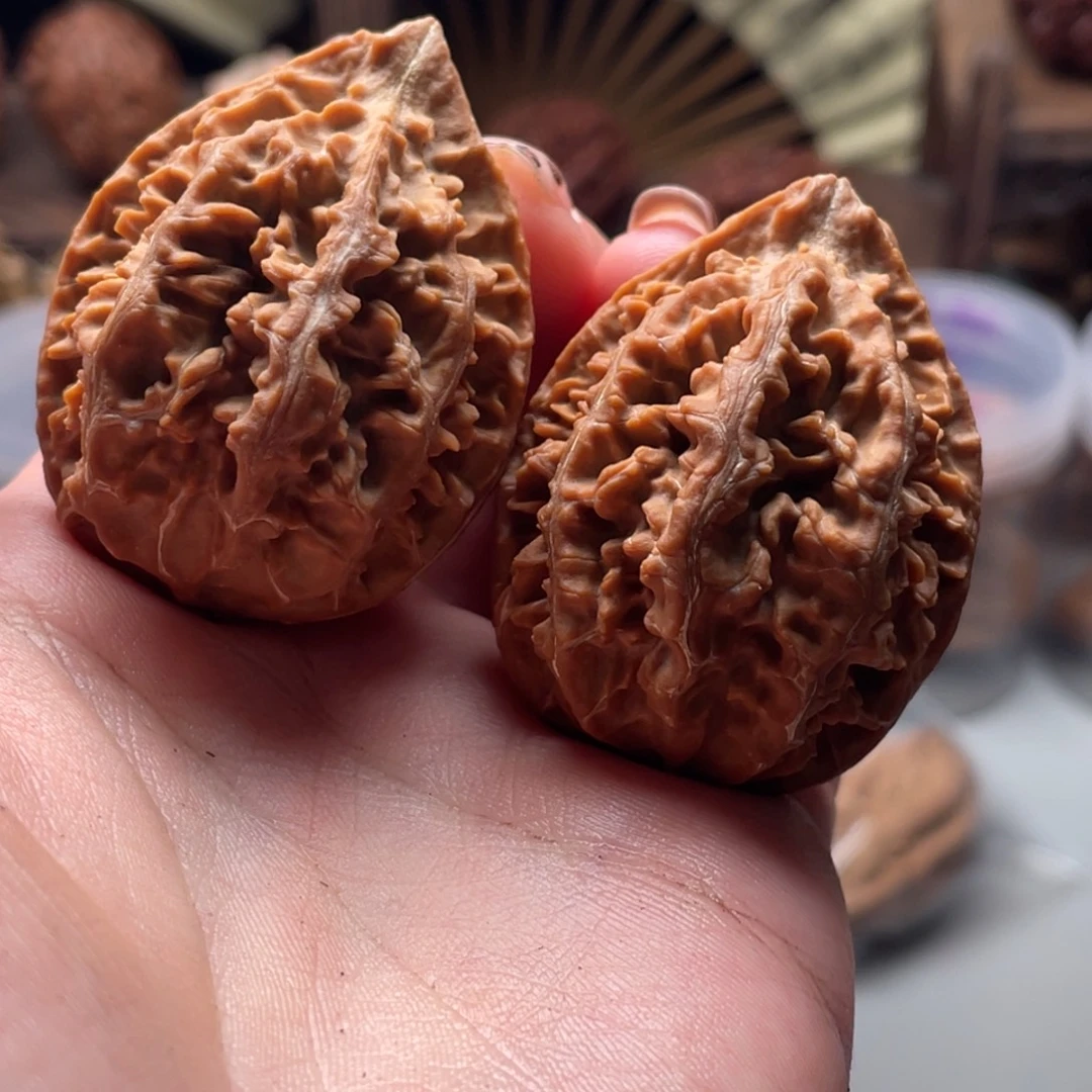 文玩核桃把件楸刀鱼80