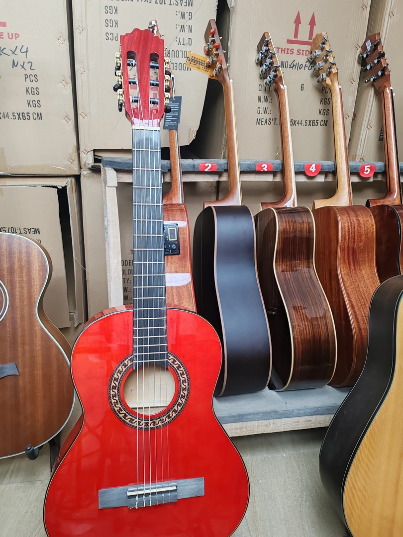 36寸红色古典单板吉他木吉他