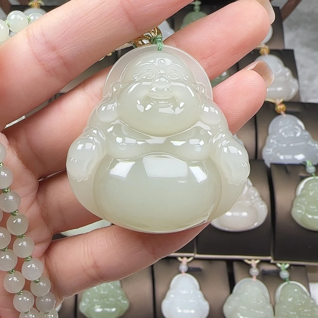 和田玉18K金镶嵌吊坠(赠链)