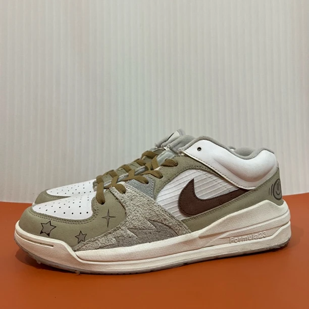 43码 nike白灰 无原盒 全新未使用
