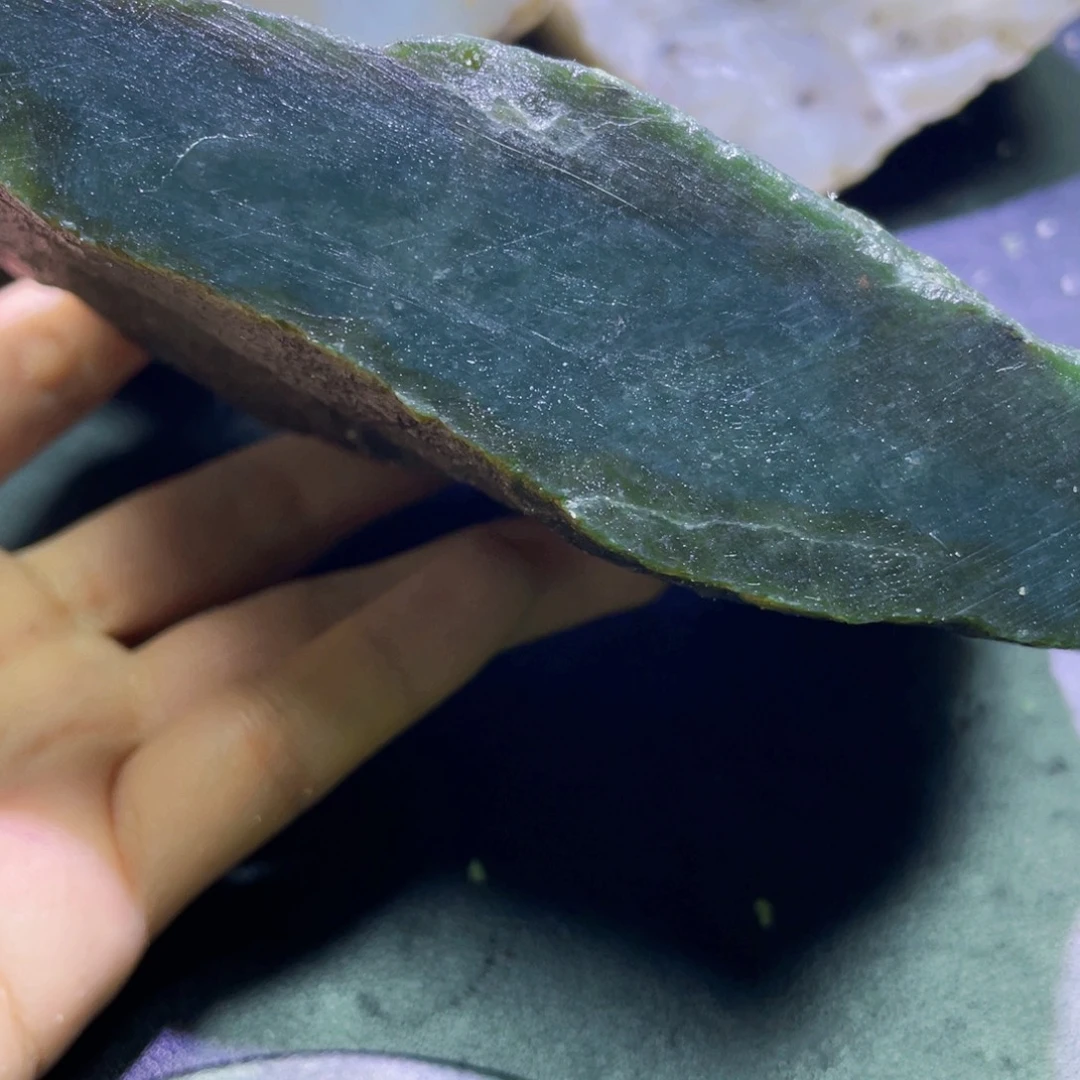 和田玉未镶嵌珠宝半成品