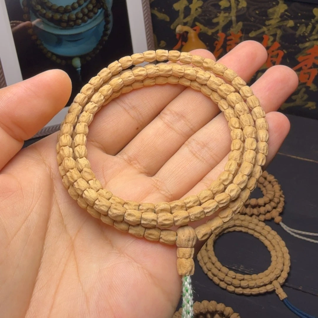 柏香籽/百香籽吊坠1.1多棱
