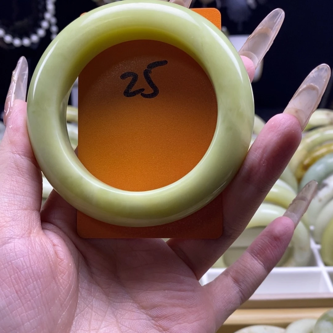 蛇纹石玉未镶嵌手镯56