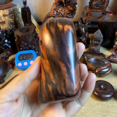 木苏****?大红酸枝手把件