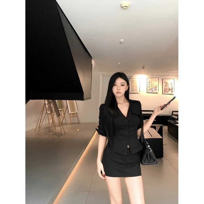 御姐风时尚套装气质v领半袖衬衫上衣女夏季包臀半身裙黑色两件套