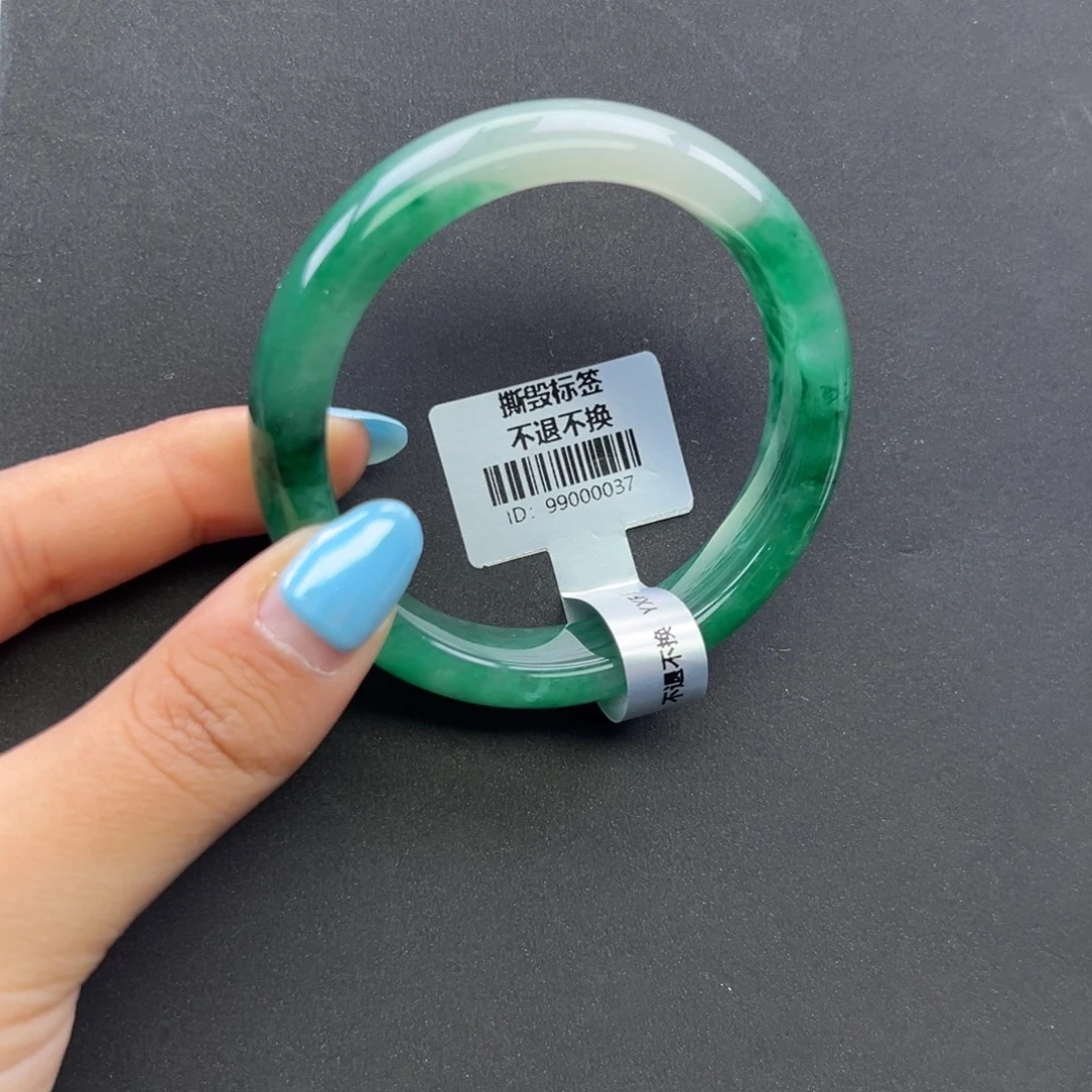 石英质玉未镶嵌手镯+周周53.3