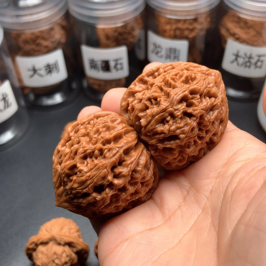 文玩核桃吊坠草****^全品水龙纹41➕