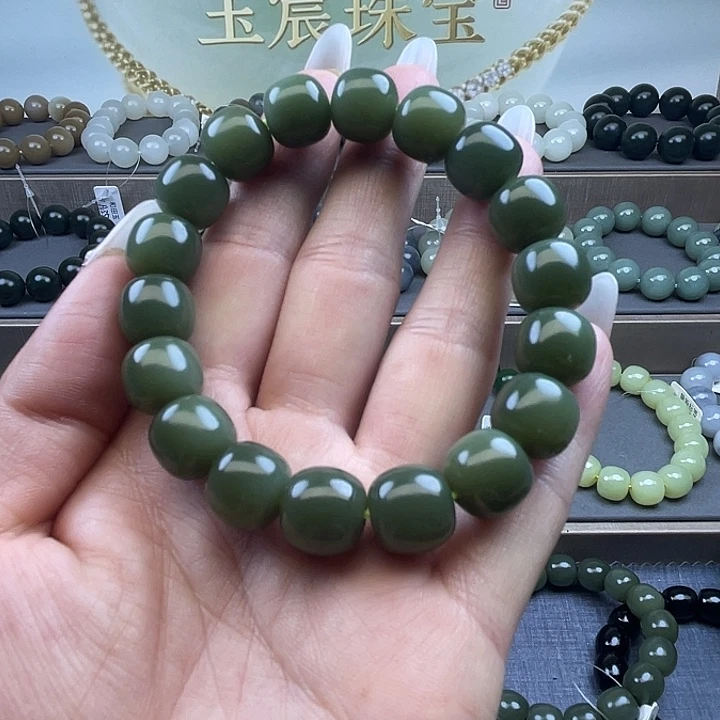 和田玉未镶嵌手串