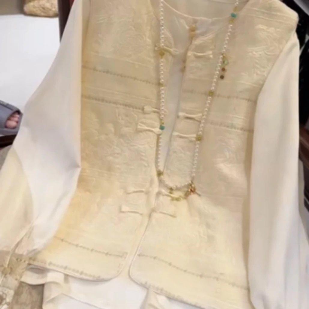 大漂亮潮流2025年春季新中式国风盘扣马甲+女式新款高端轻奢两件