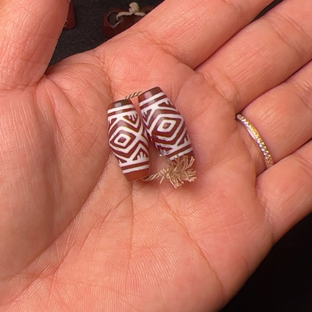 门***哥玛瑙/玉髓未镶嵌配饰