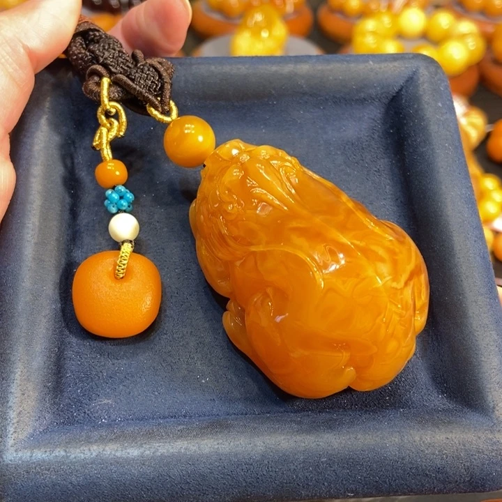 蜜蜡颈饰未镶嵌蜜蜡