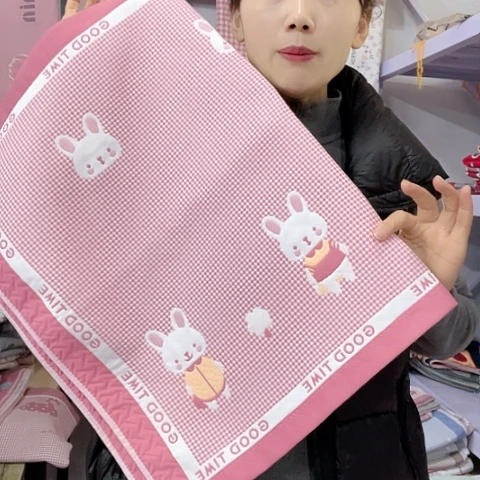 棉特价粉色小兔子