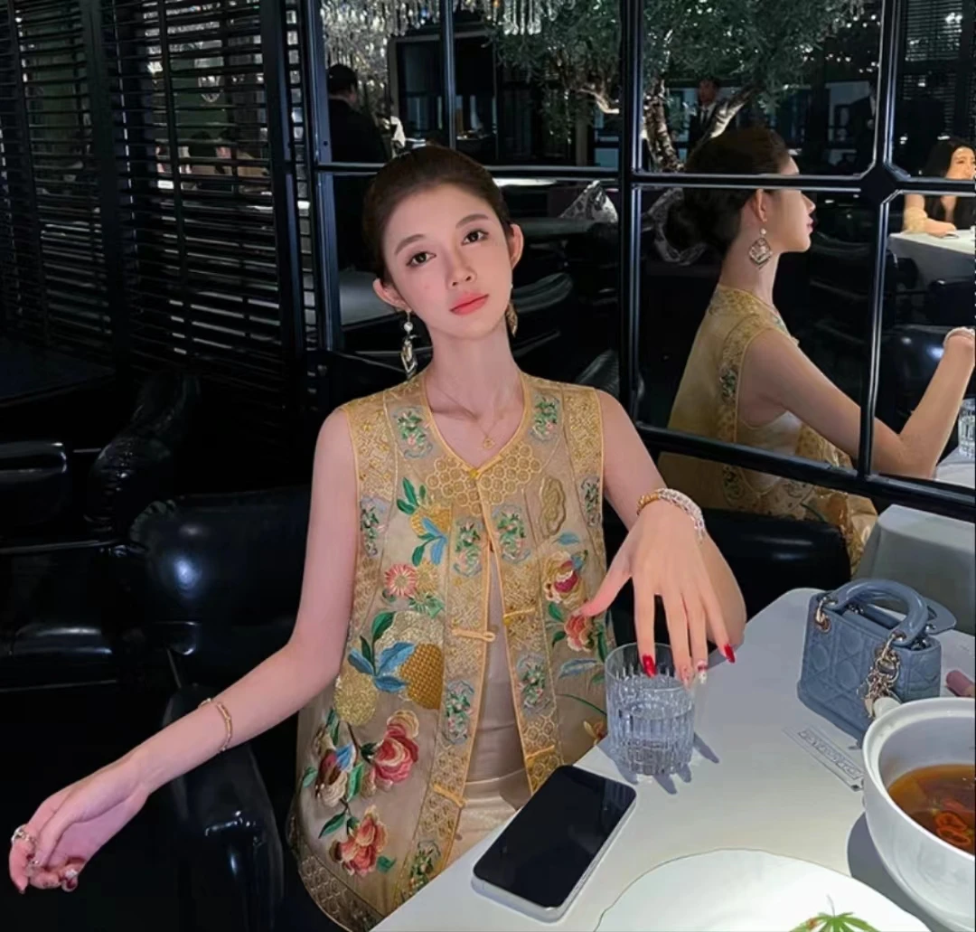 新中式夏季苏绣马甲典藏精工福光锦立体苏绣精品马甲