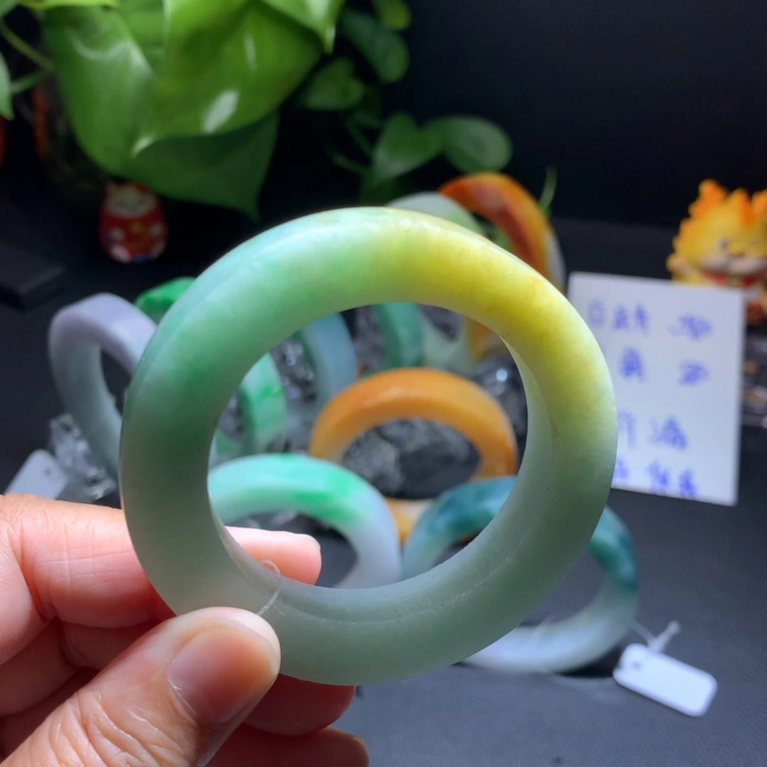 定制翡翠手镯未镶嵌