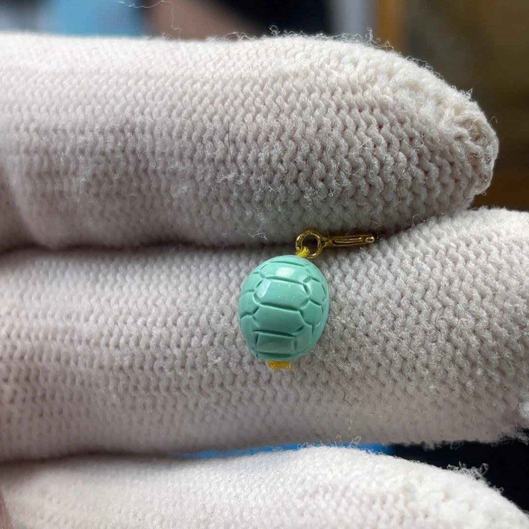 绿松石未镶嵌挂件