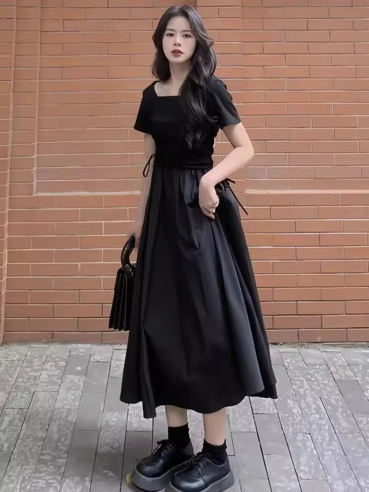 黑色碎花连衣裙女2025夏季新款法式泡泡袖高级感收腰显瘦长款裙子