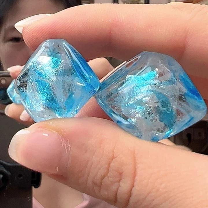 妮***儿颈饰玻璃编号866 耳钩