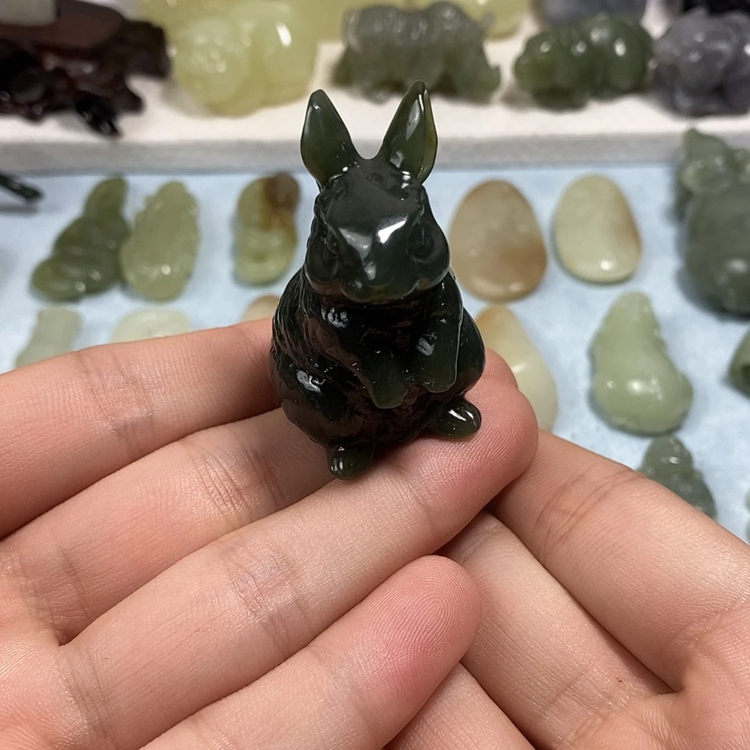 和田玉未镶嵌挂件