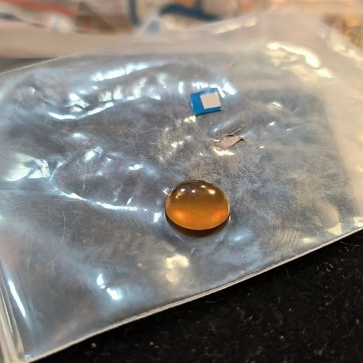 用***6未镶嵌戒面石英岩玉
