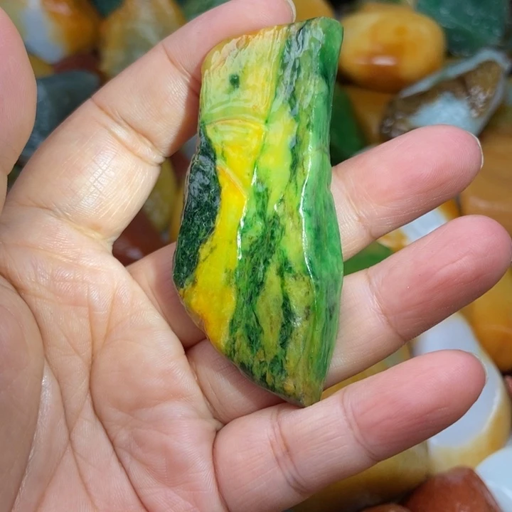 定制翡翠未镶嵌缅甸翡翠