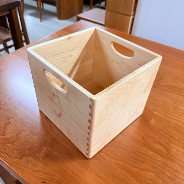 23 x 23 x 20北美硬枫木百宝箱