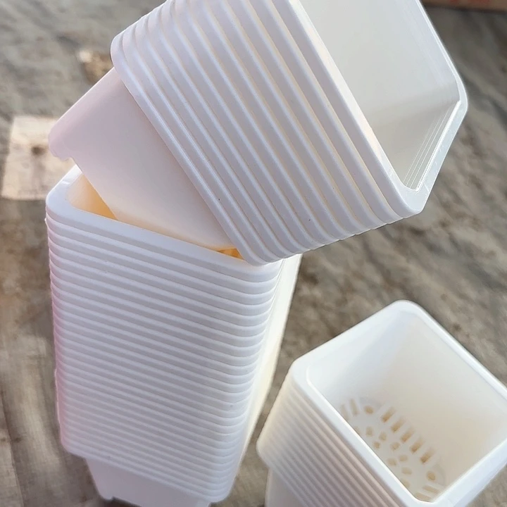 9公分白方盆20个