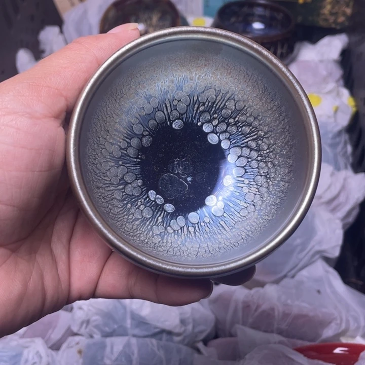 茶盏我不是不爱说话