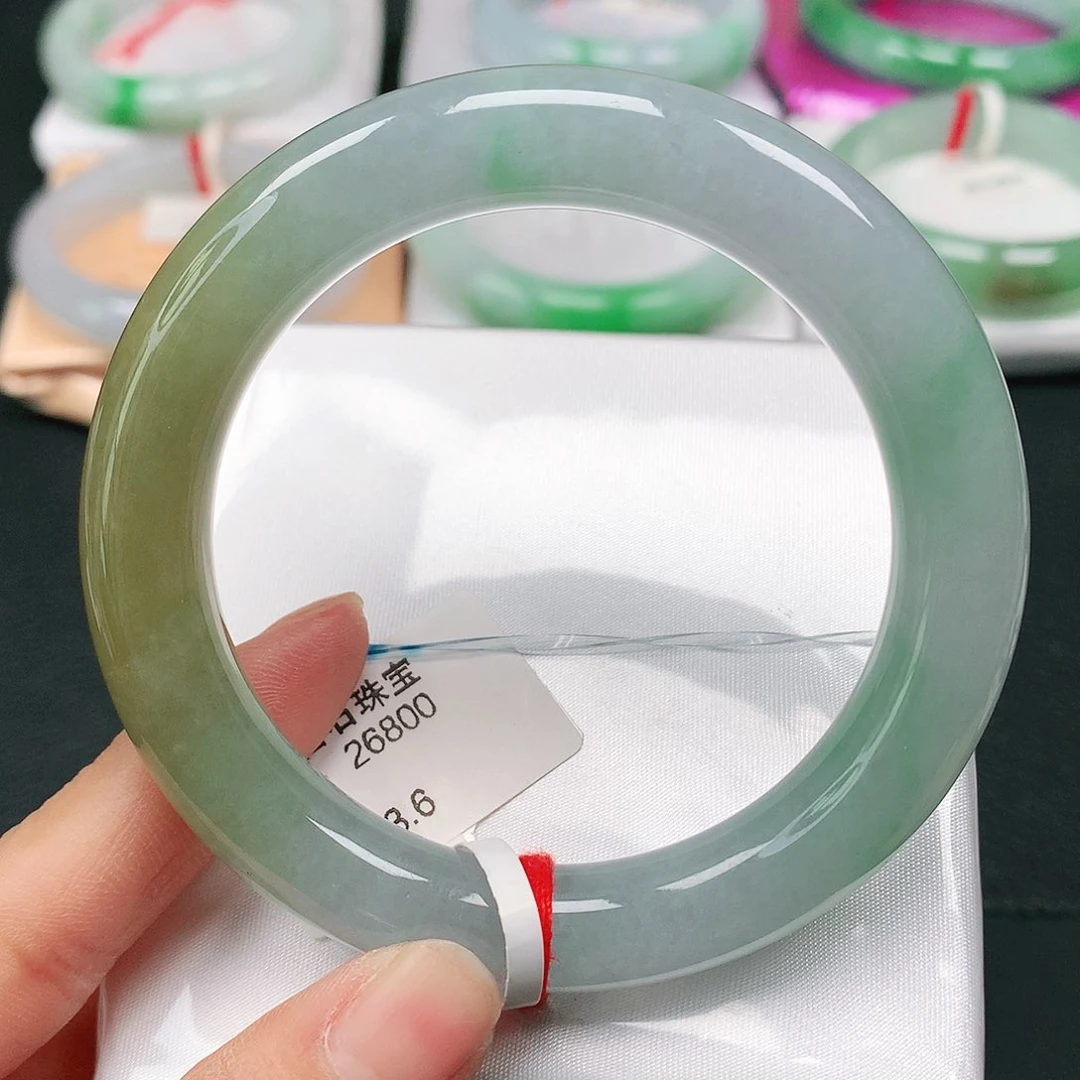 翡翠手镯（圆镯）未镶嵌天然翡翠手镯54