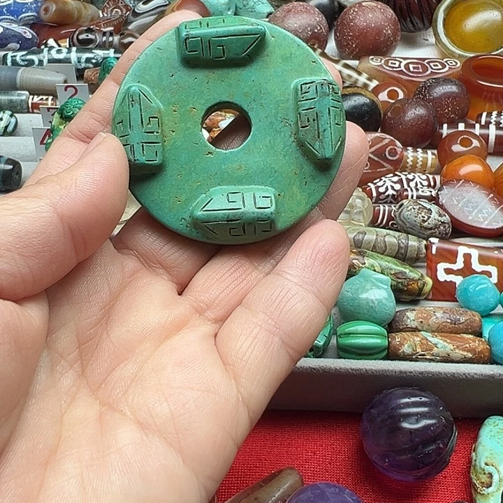 玛瑙/玉髓合金颈饰