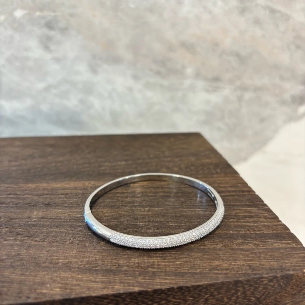 铜合金合成锆石手镯 白色素圈手镯SZ1345