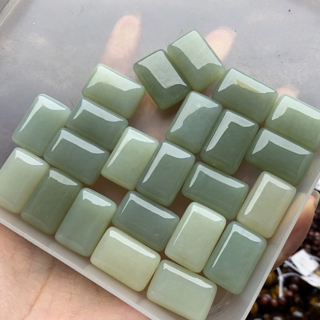 玛瑙/玉髓未镶嵌珠宝半成品一个半孔精品和田玉15×22厚度10mm