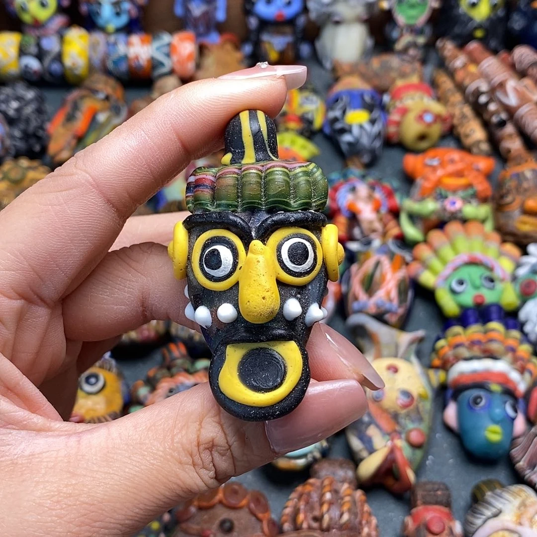 琉璃颈饰福利唇盘族不退换