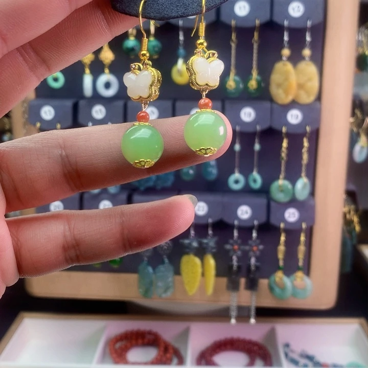 未镶嵌翡翠耳饰耳饰