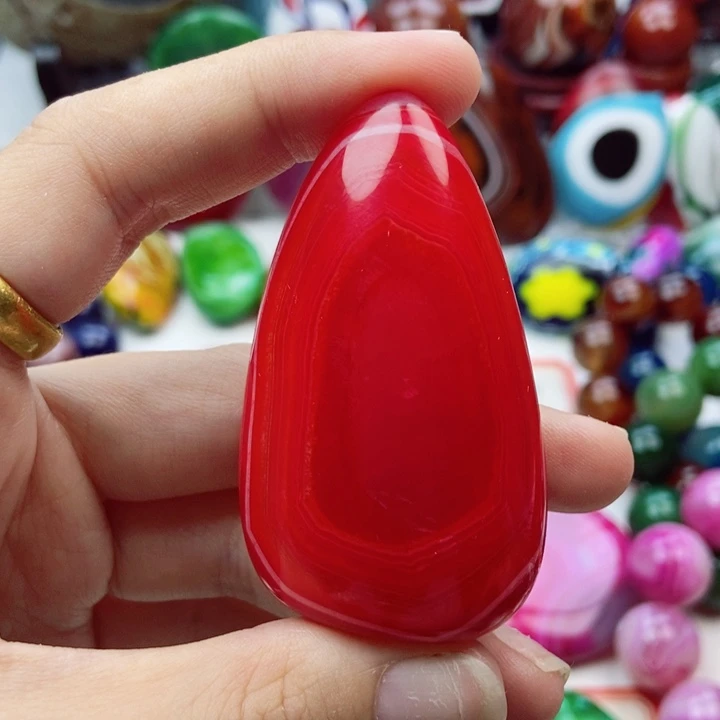 梁***子未镶嵌玛瑙/玉髓珠宝奇石