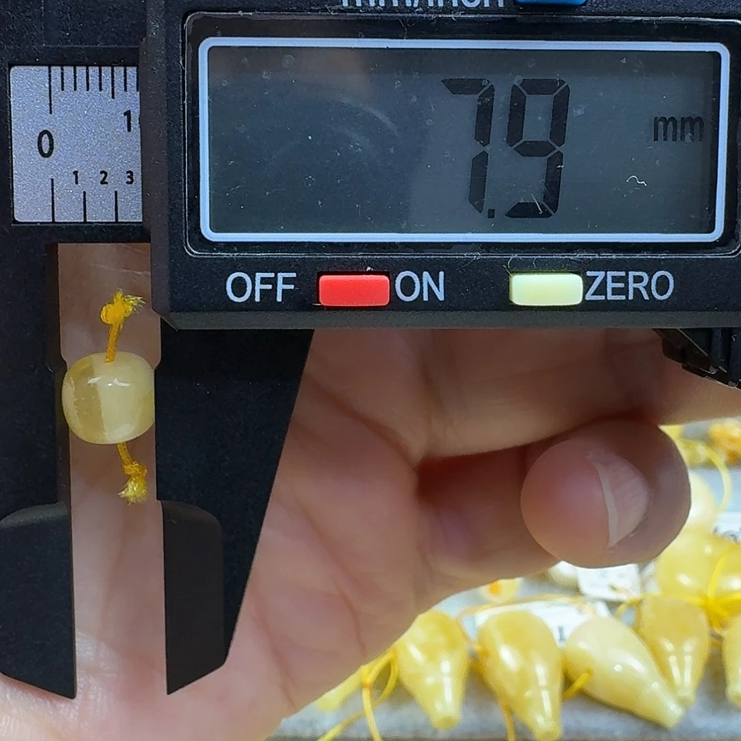 ****️蜜蜡未镶嵌裸石21