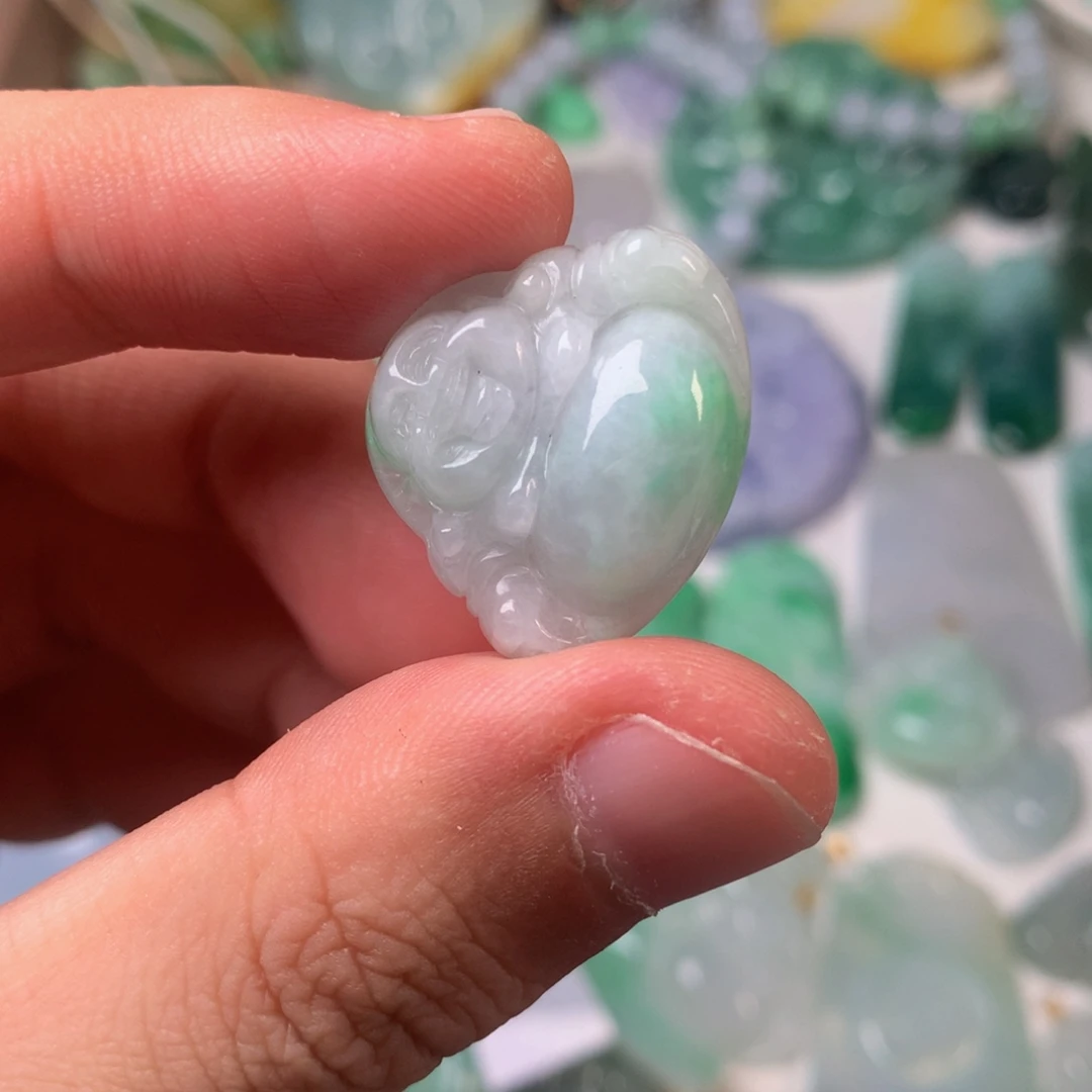 翡翠未镶嵌挂件佛公