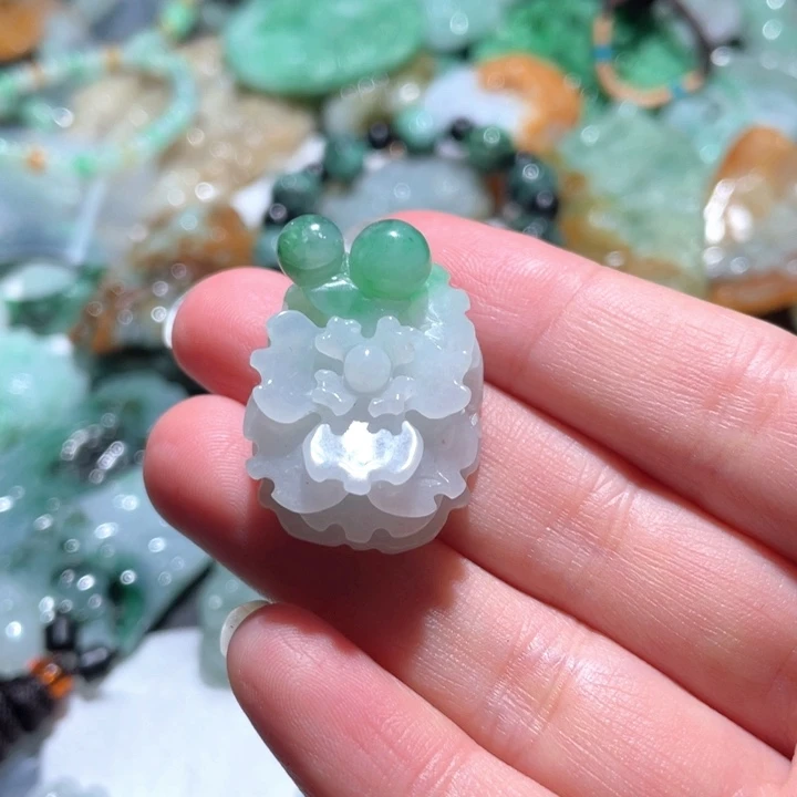 【闪购商品】翡翠颈饰未镶嵌天然翡翠
